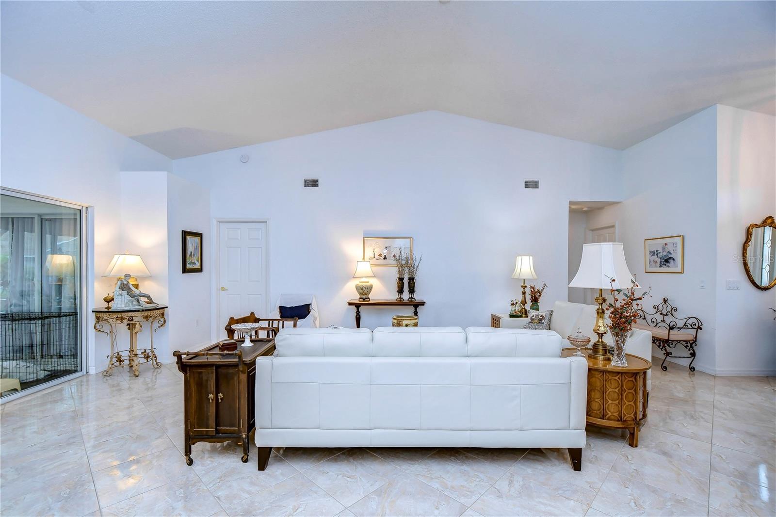 1210 WOLFORD DRIVE