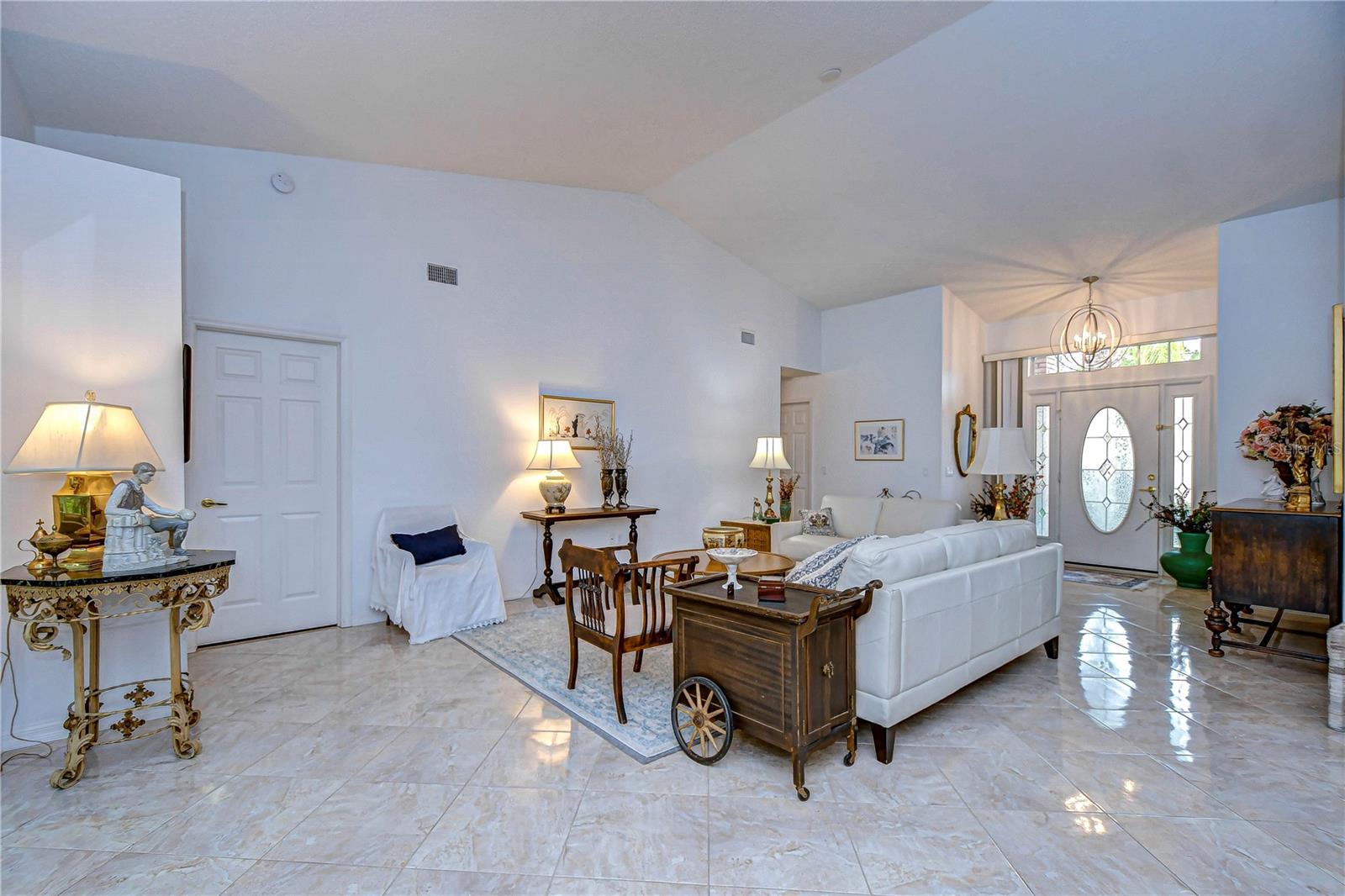 1210 WOLFORD DRIVE