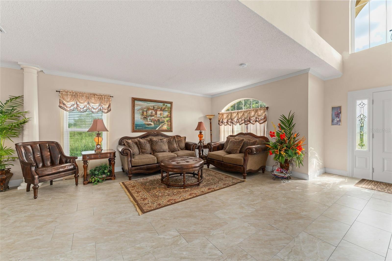 229 AMESBURY LN