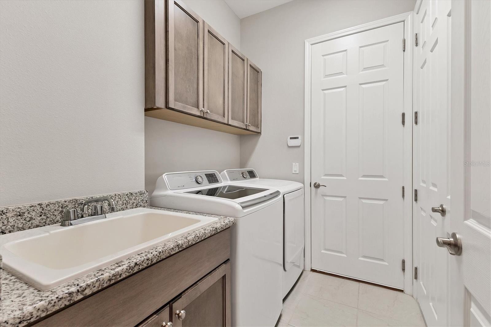 LEGENDS BAY - Residential