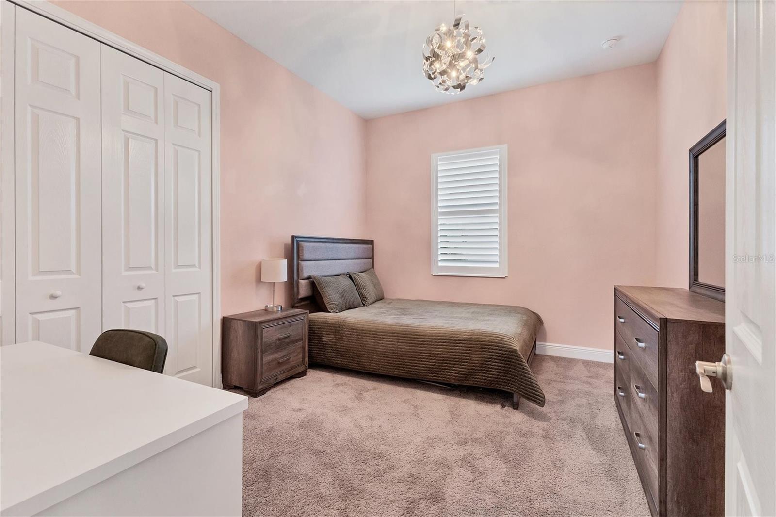 LEGENDS BAY - Residential