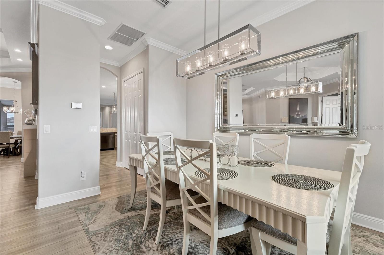 LEGENDS BAY - Residential