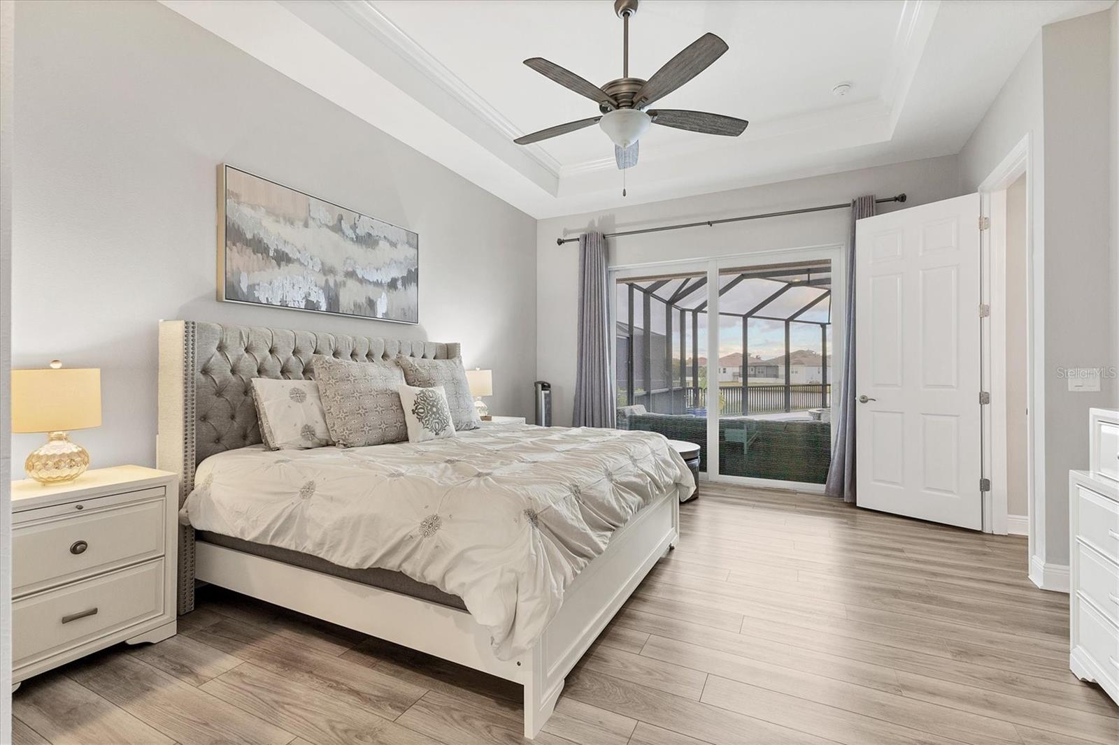 LEGENDS BAY - Residential