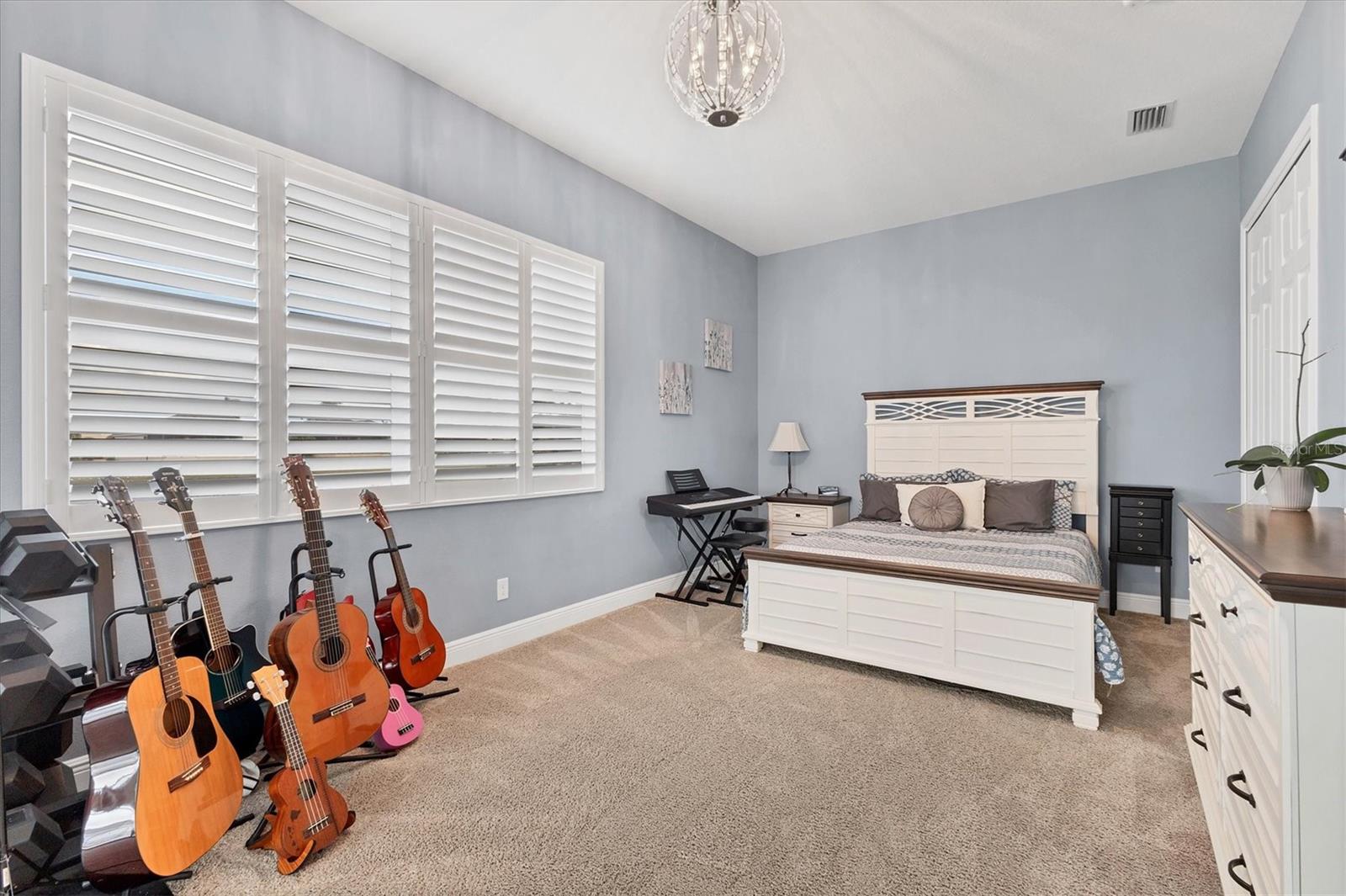 LEGENDS BAY - Residential