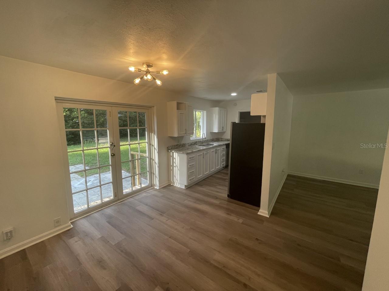 WOODLAND TERRACE - Residential Lease