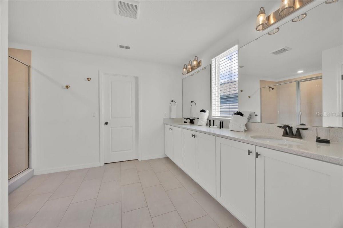 GLEN/WEST HAVEN - Residential