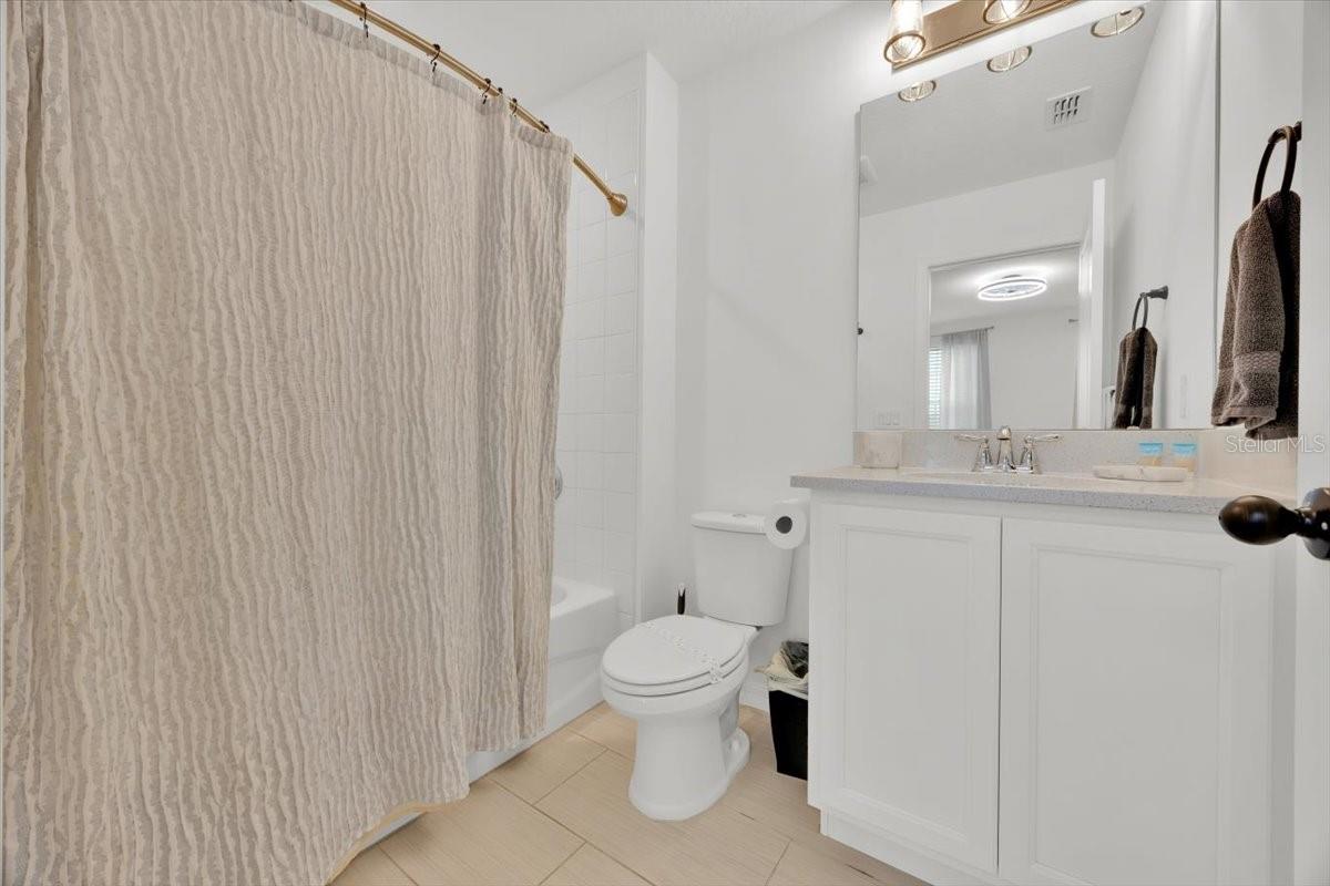 GLEN/WEST HAVEN - Residential