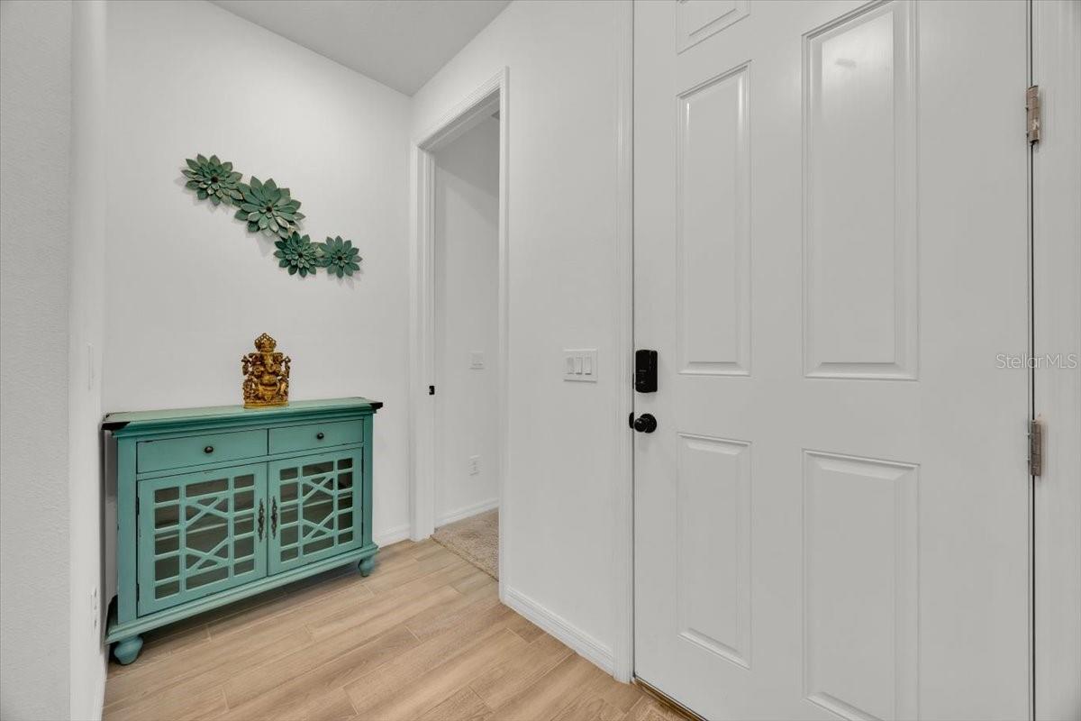 GLEN/WEST HAVEN - Residential