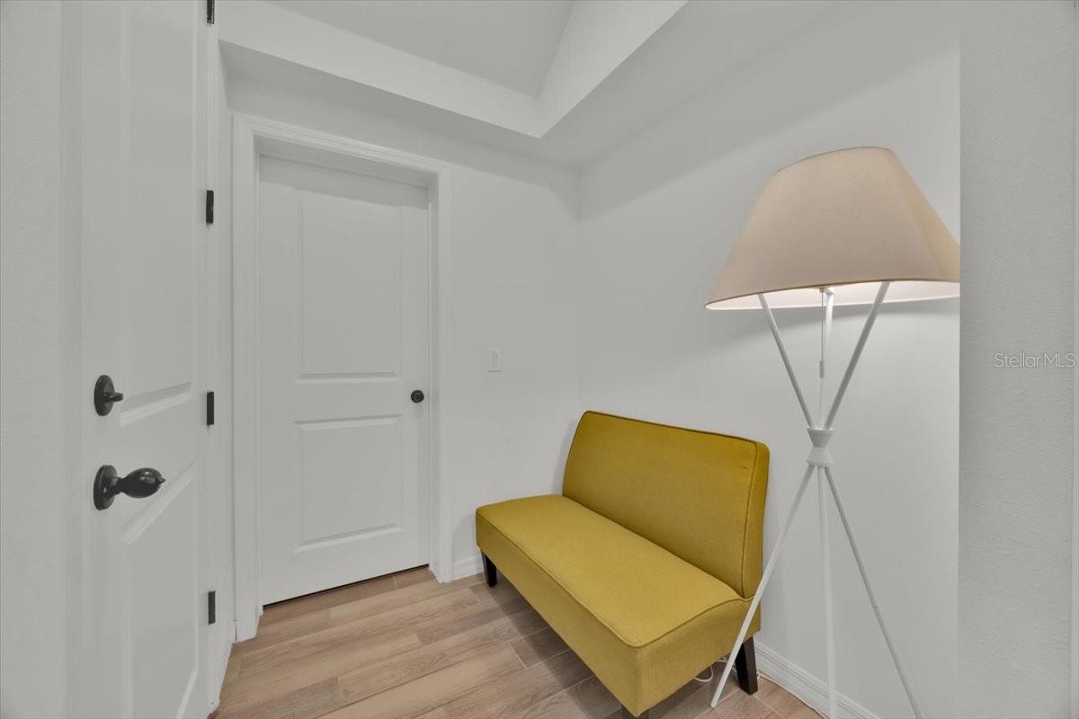 GLEN/WEST HAVEN - Residential