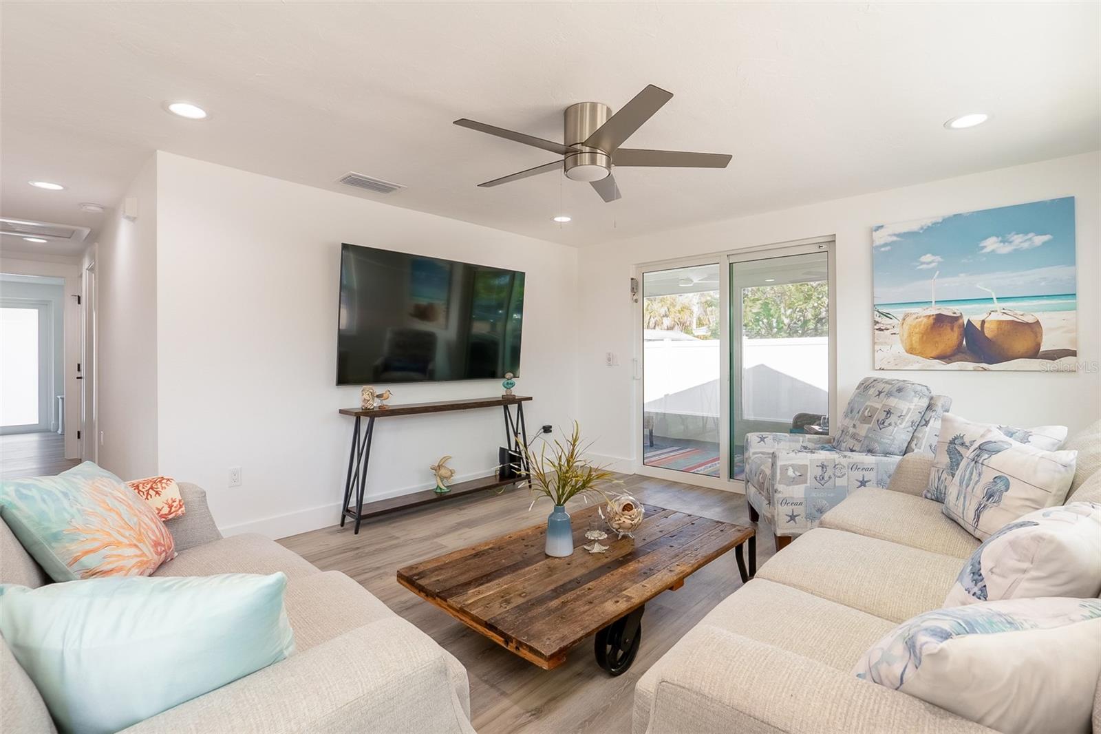 BAY PALMS ADD - Residential