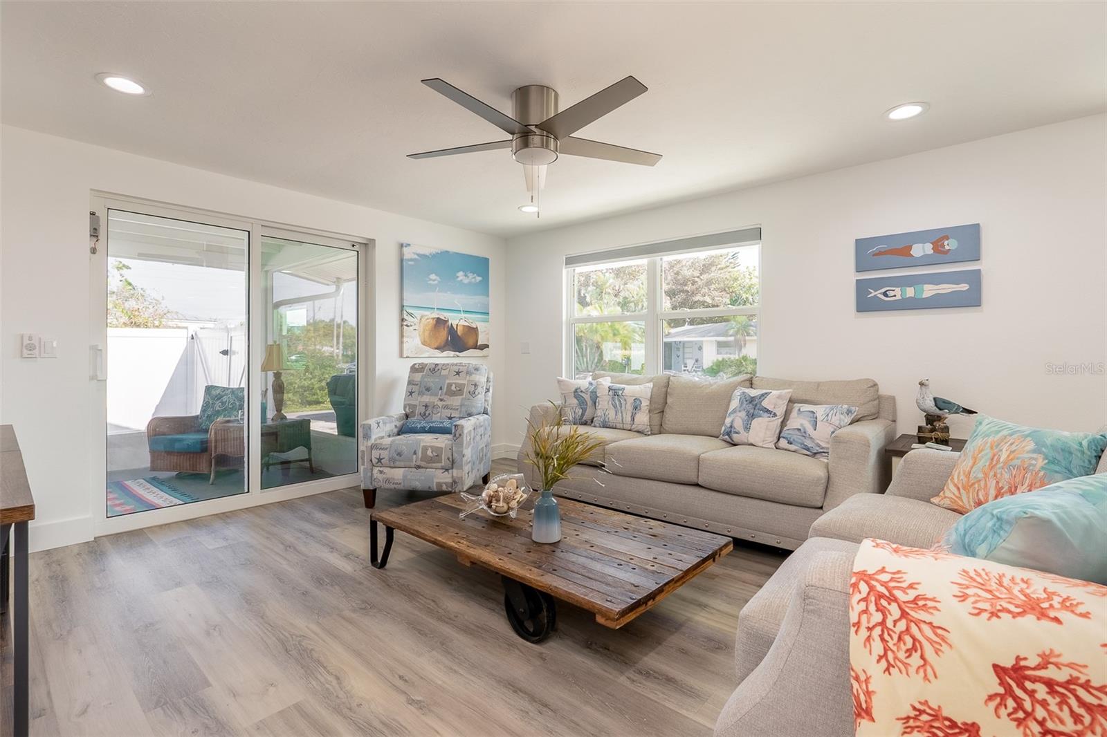 BAY PALMS ADD - Residential