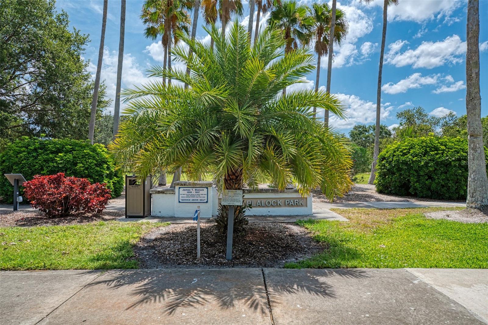 GULF BREEZE - Residential