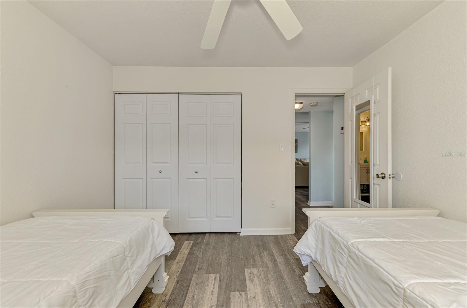 GULF BREEZE - Residential