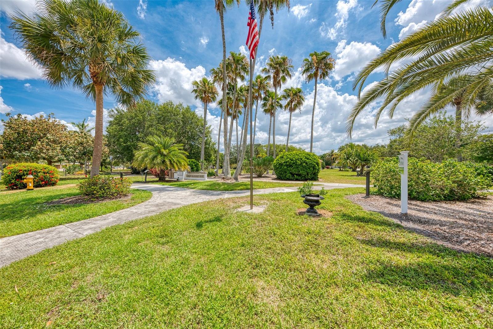 GULF BREEZE - Residential