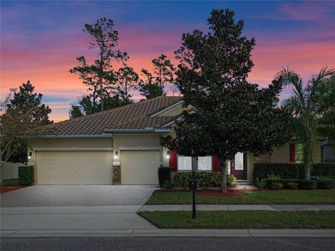 A home in DELAND