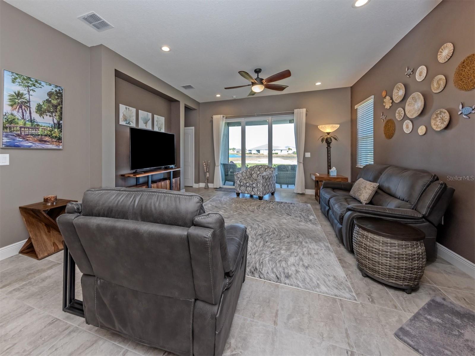 KINGS GATE PH 8 - Residential