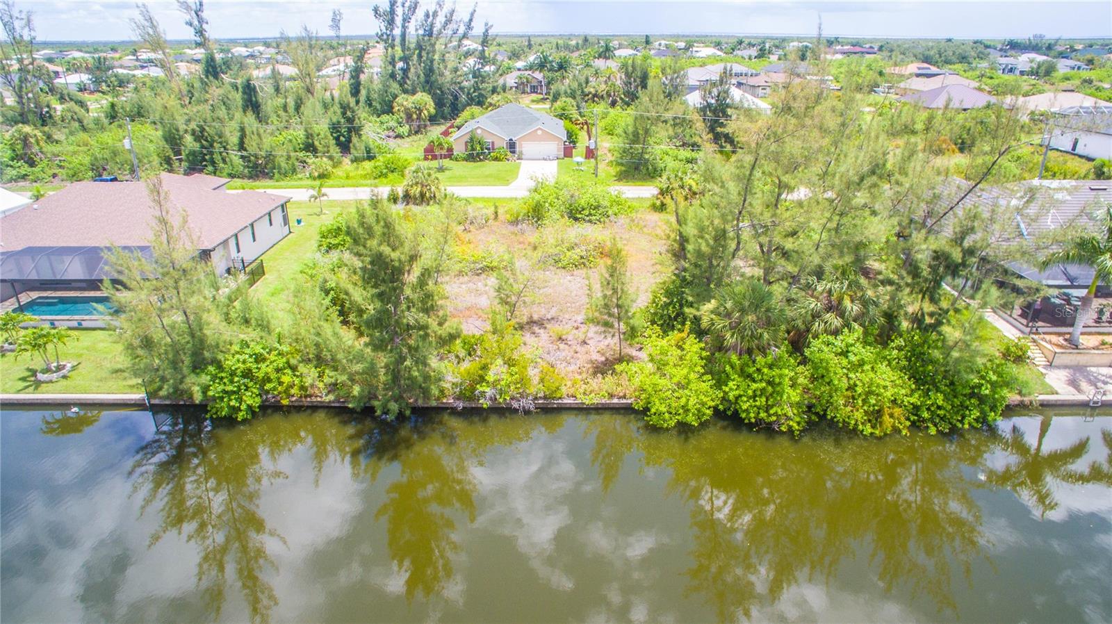 PORT CHARLOTTE SEC 093 - Land