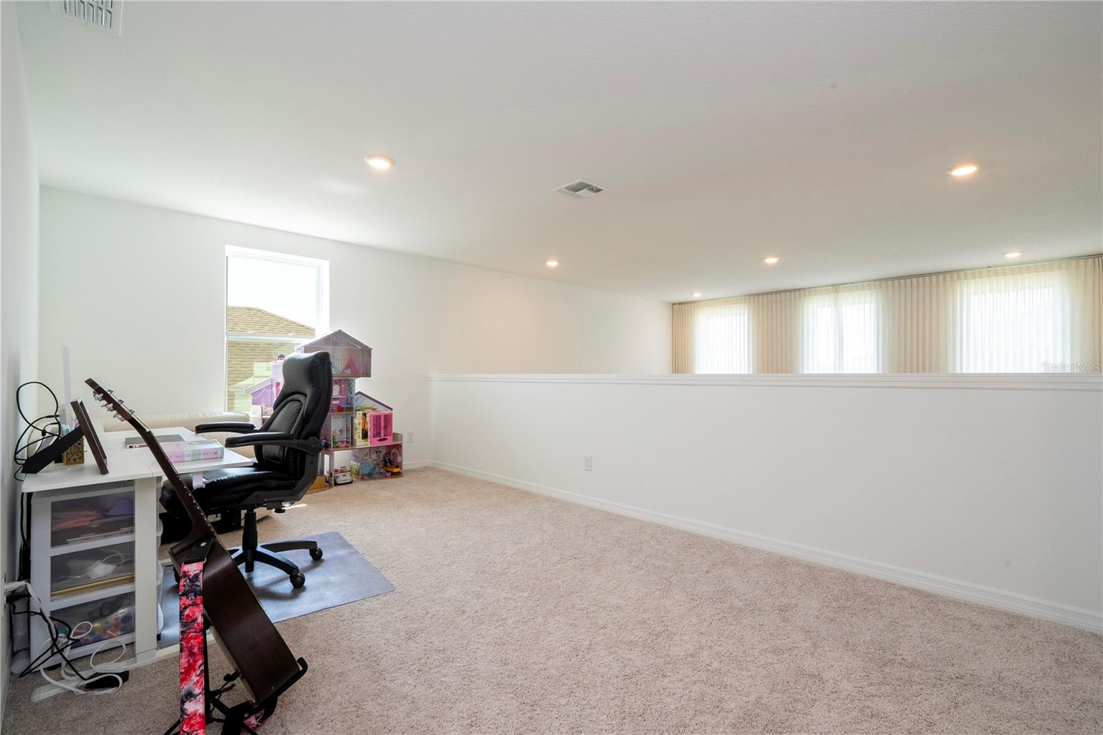 NORTHLAKE/OVATION PH 1 - Residential Lease