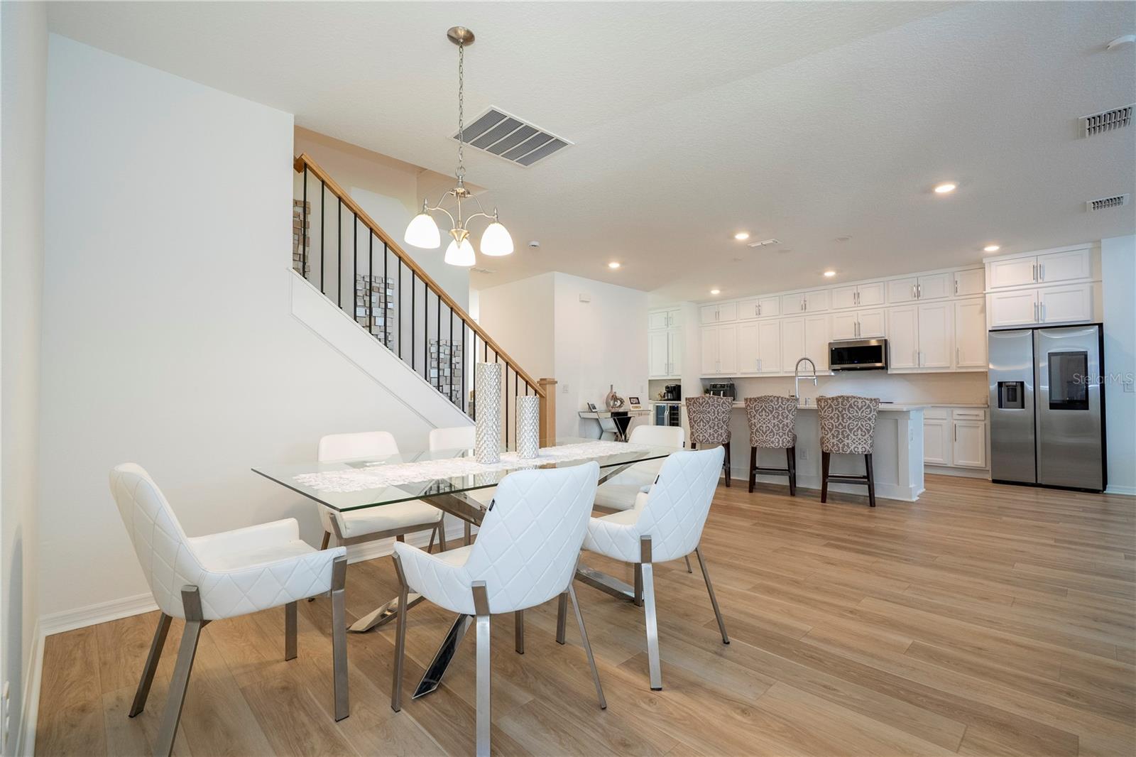 NORTHLAKE/OVATION PH 1 - Residential Lease