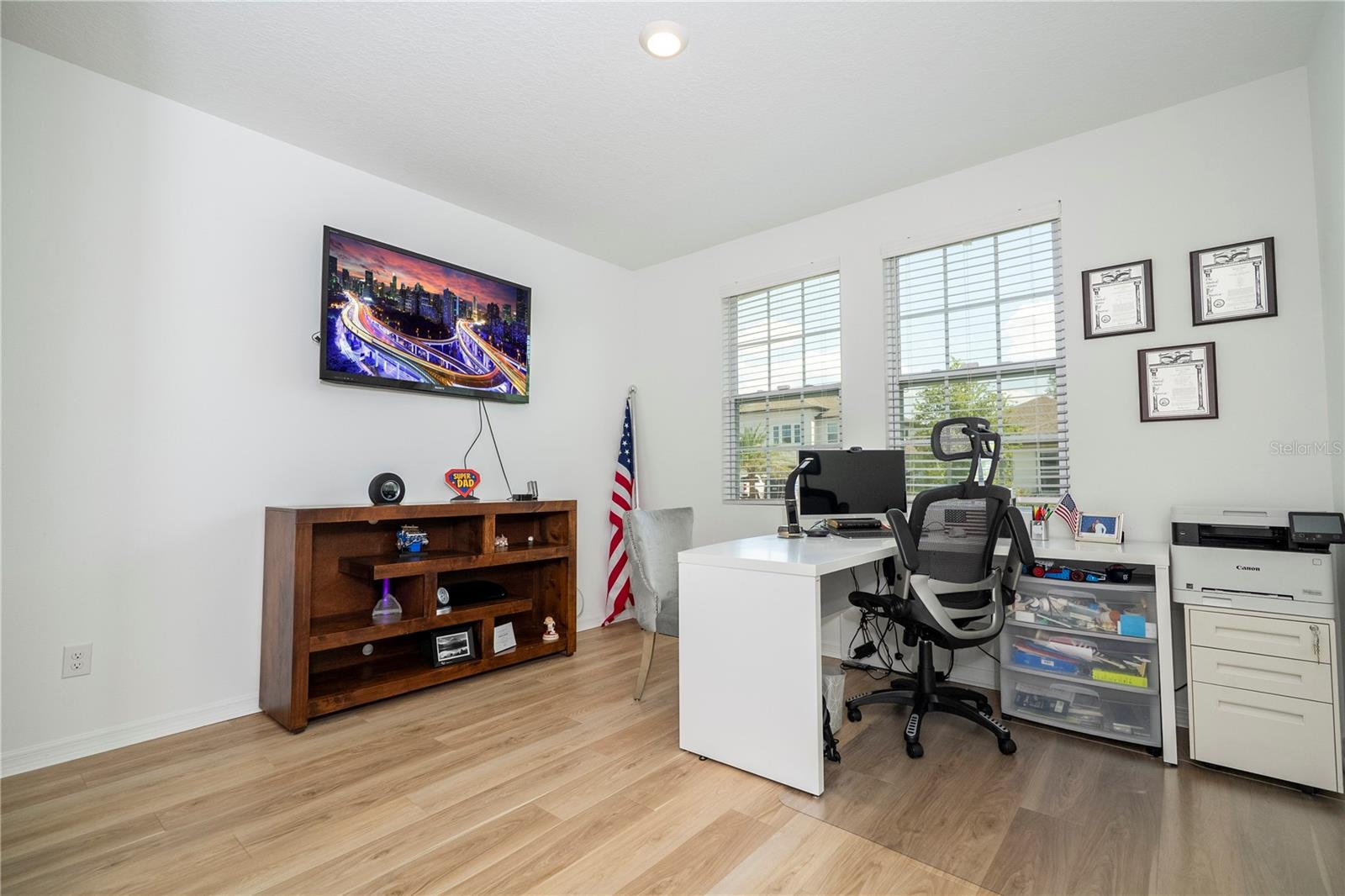 NORTHLAKE/OVATION PH 1 - Residential Lease