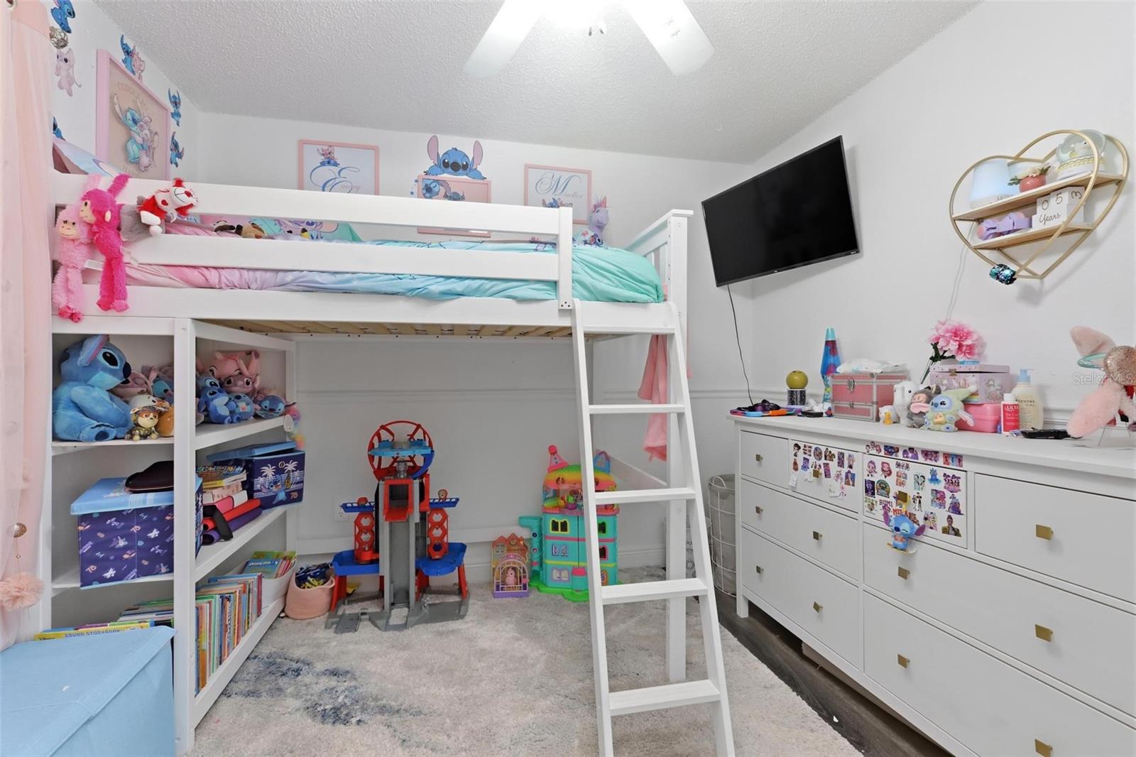STERLING WOODS - Residential