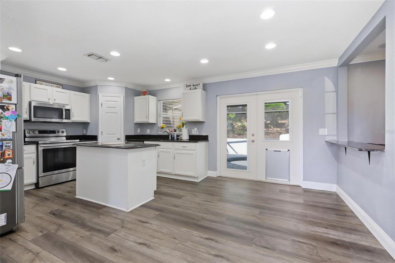 STERLING WOODS - Residential