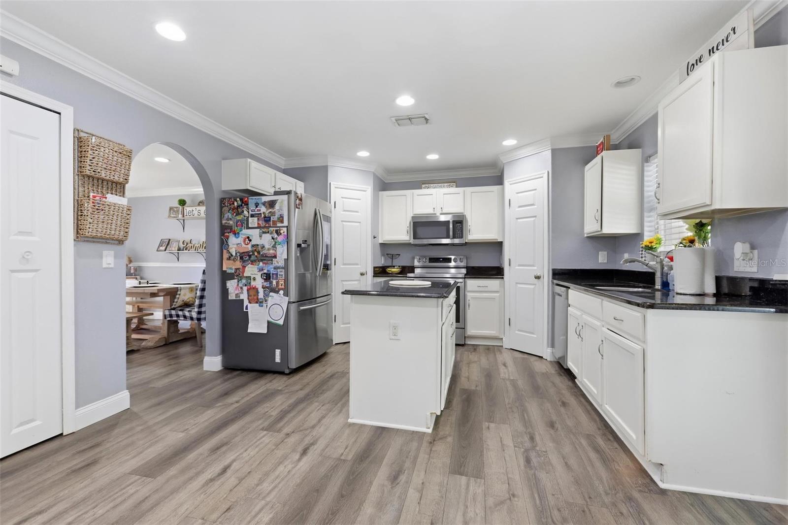 STERLING WOODS - Residential