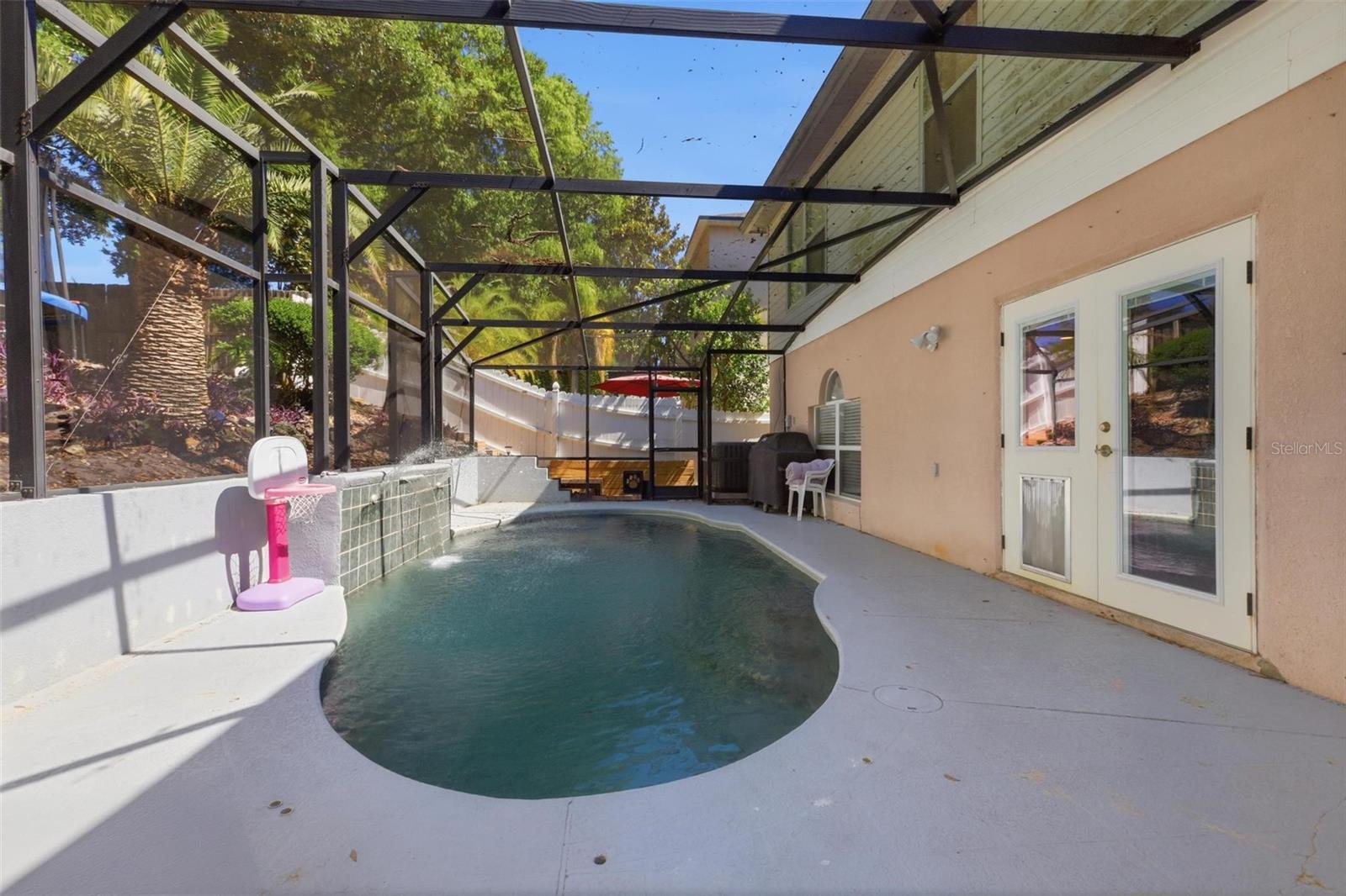 STERLING WOODS - Residential