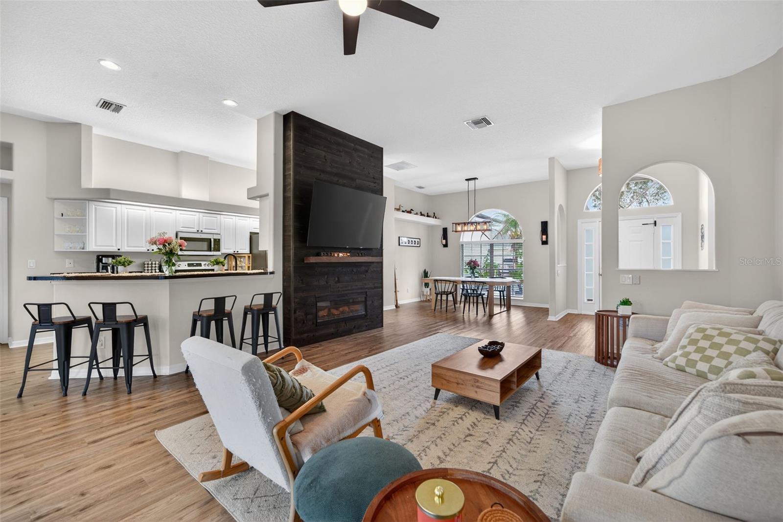 ARBOR CREEK - Residential