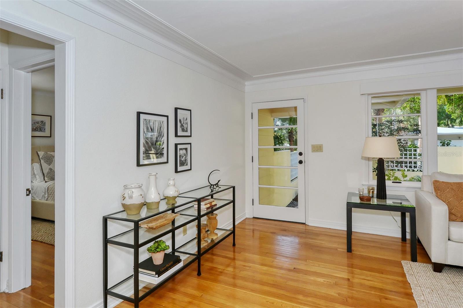 MIDWOOD MANOR - Residential