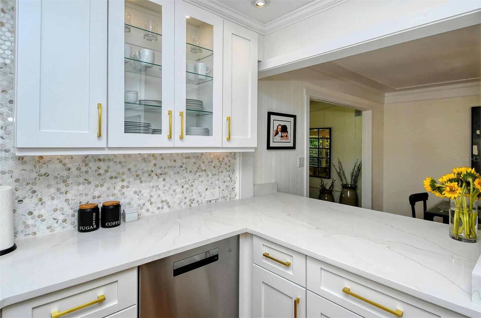 MIDWOOD MANOR - Residential