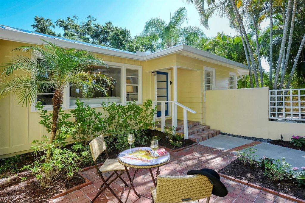 Photo of 1747 Waldemere Street, Sarasota, FL 34239 (MLS # A4600664)