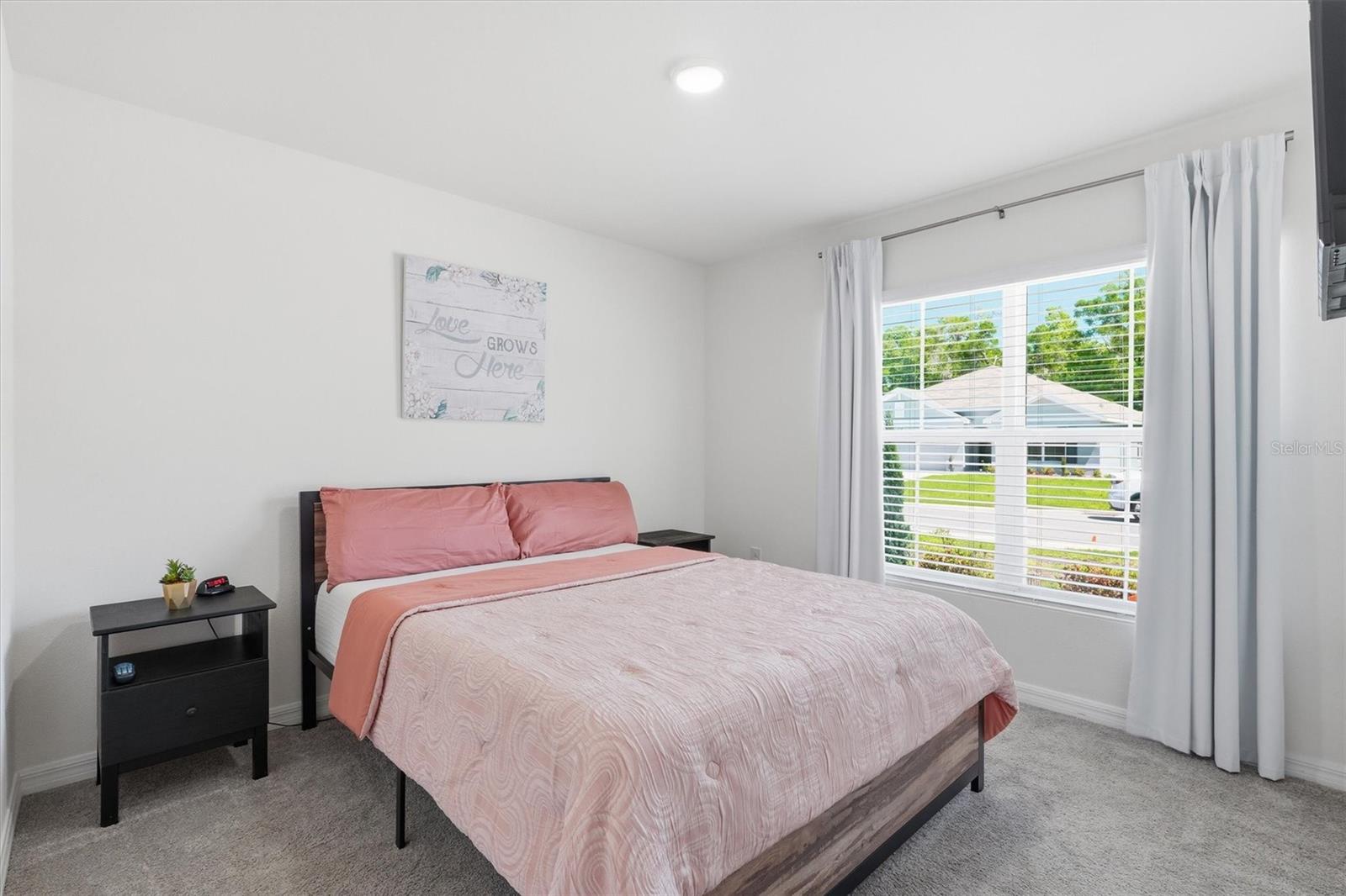 AUTUMN GLEN - Residential