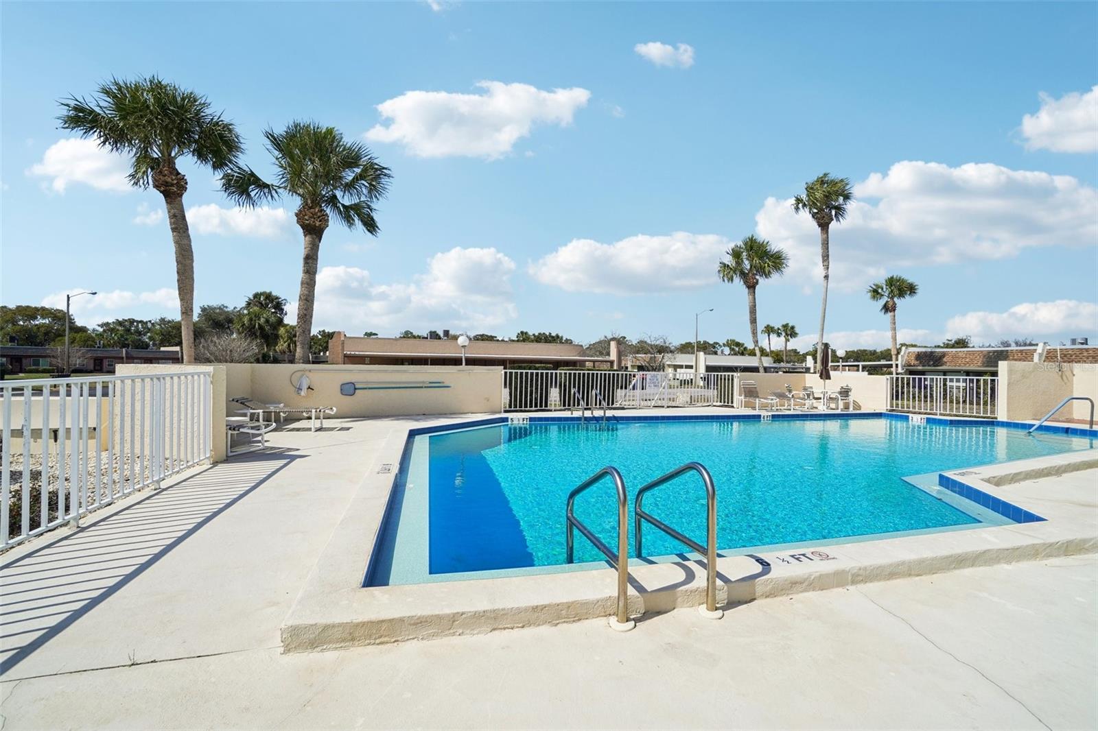 TIMBER OAKS FAIRWAY VILLAS - Residential