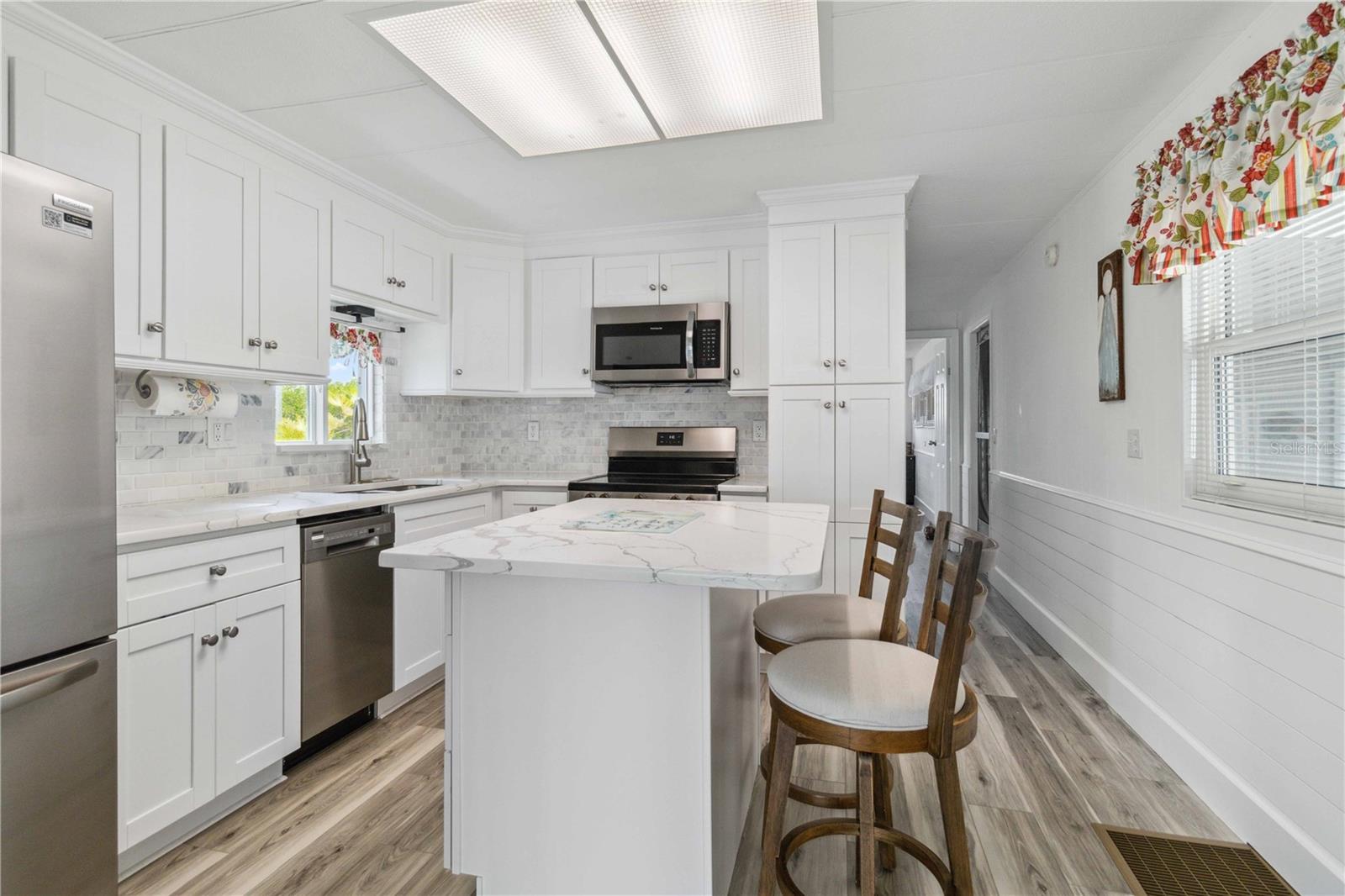EAGLE POINT MHP - Residential