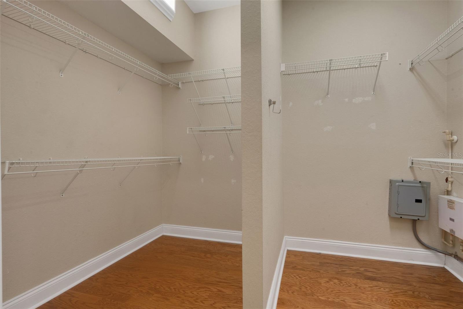 FISH HAWK TRAILS UNIT 6 - Residential