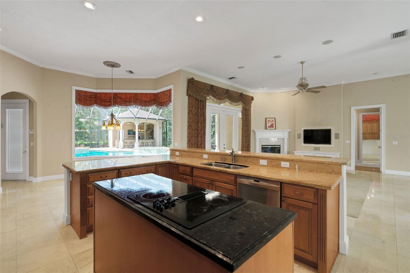 FISH HAWK TRAILS UNIT 6 - Residential