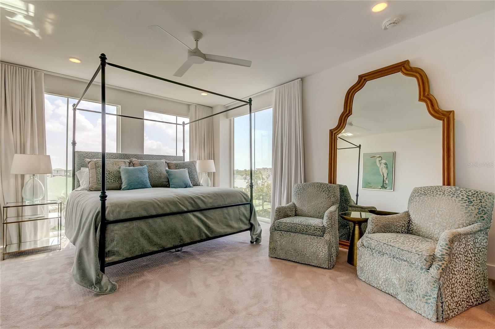 ONELLA CONDO - Residential