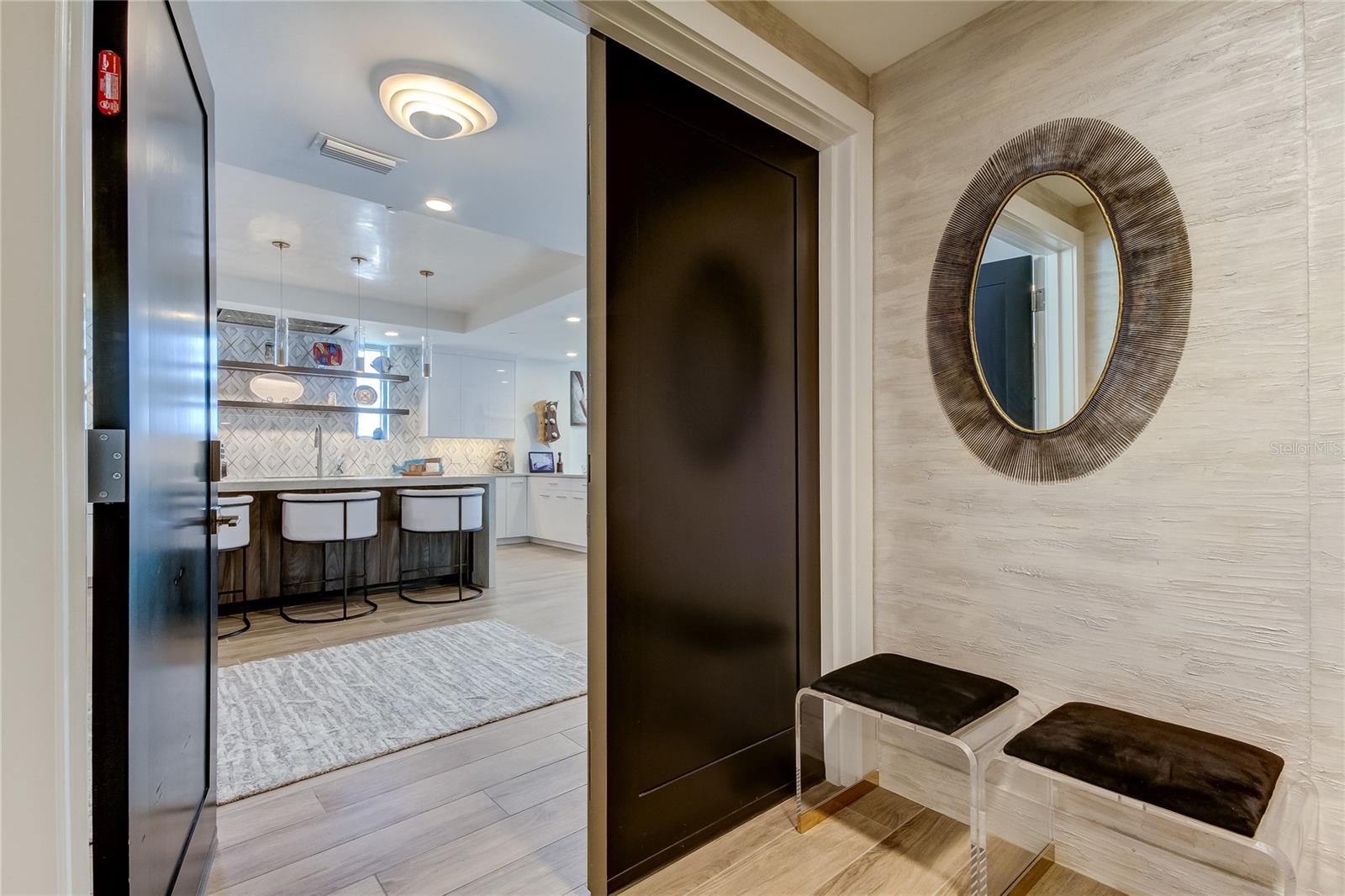 ONELLA CONDO - Residential