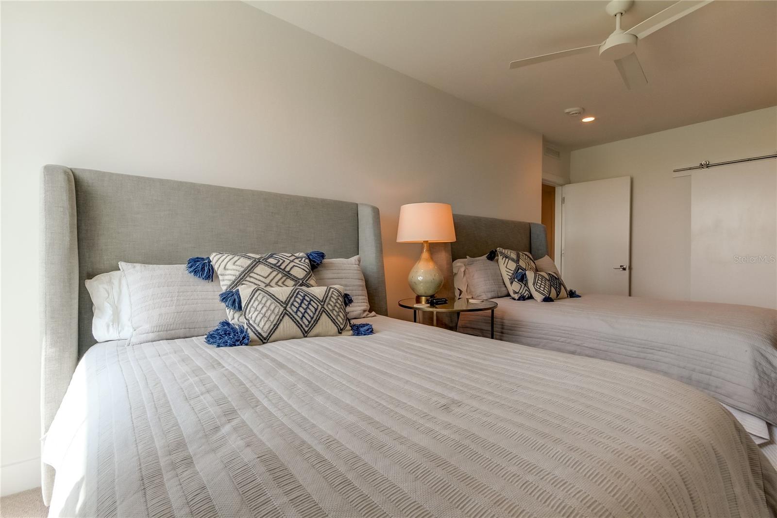 ONELLA CONDO - Residential