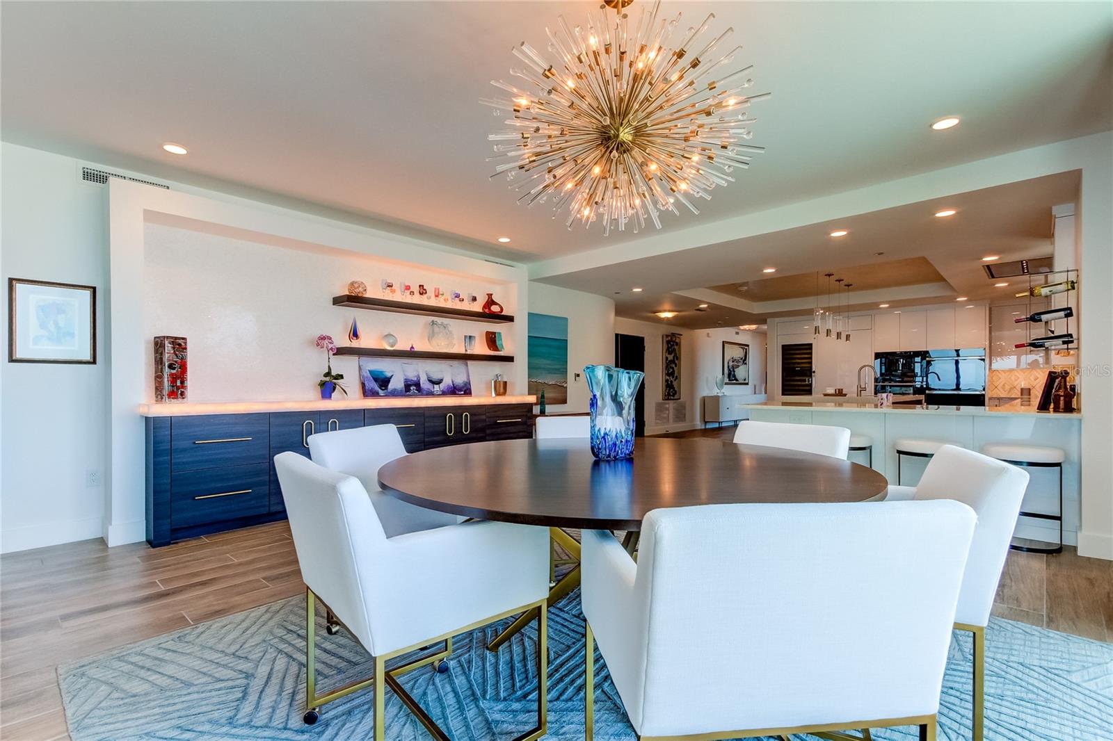 ONELLA CONDO - Residential