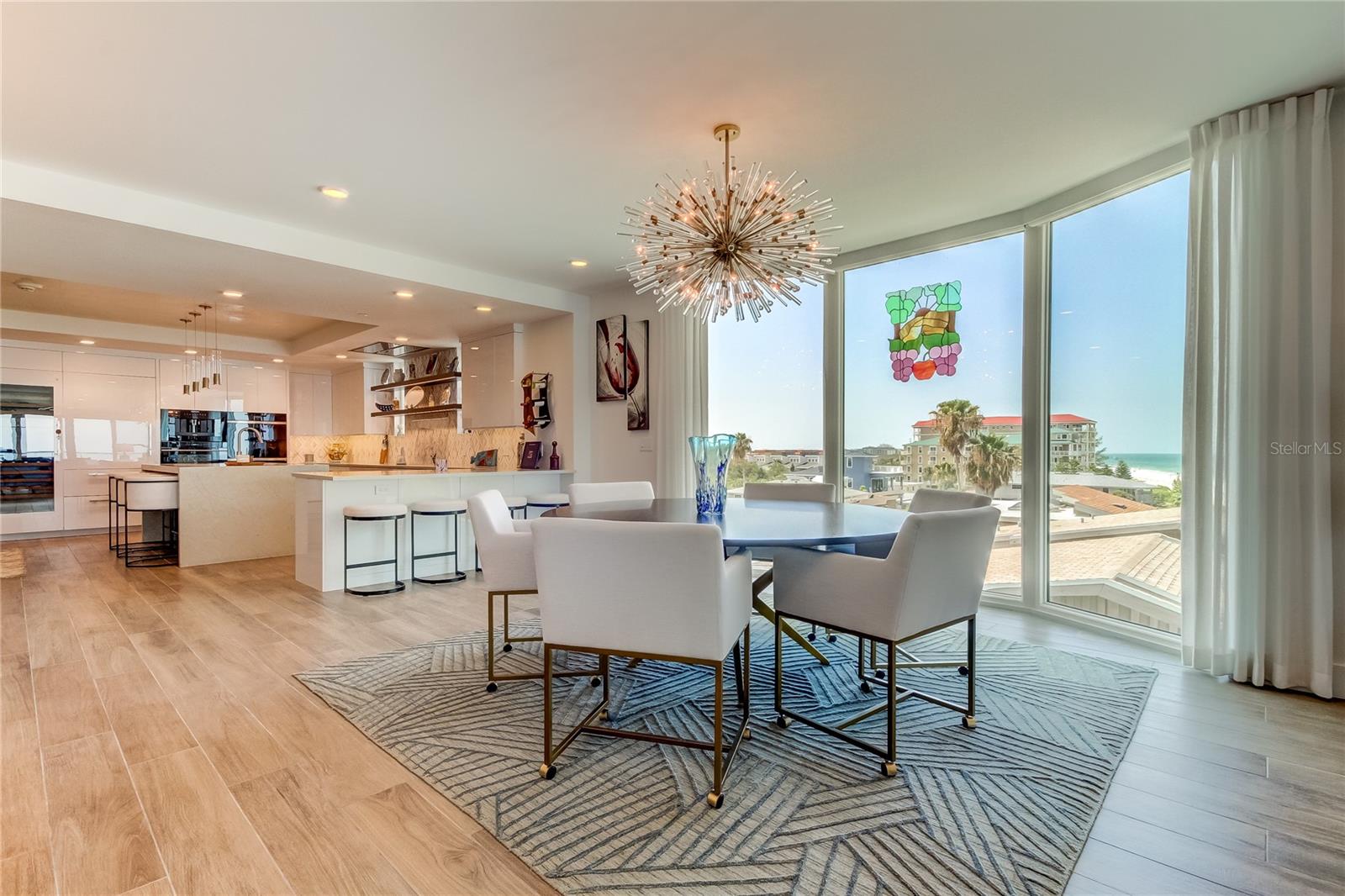 ONELLA CONDO - Residential