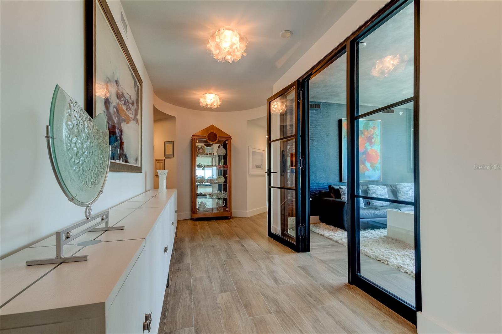 ONELLA CONDO - Residential