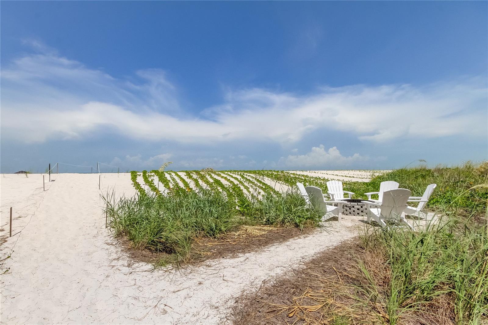 ONELLA CONDO - Residential