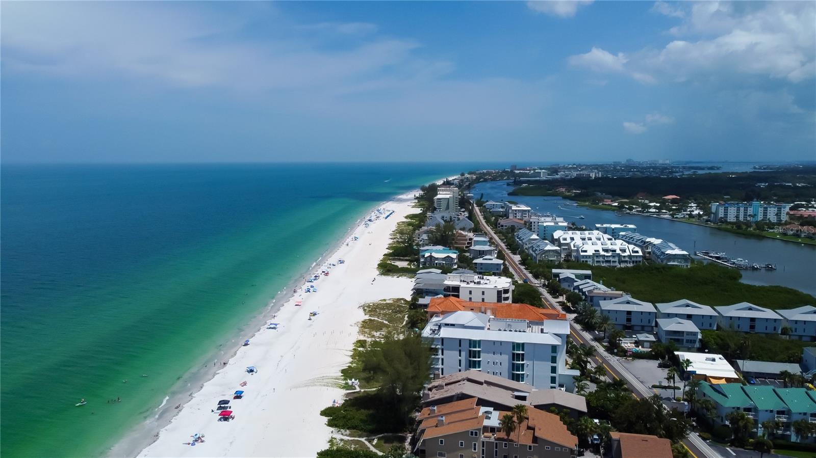 ONELLA CONDO - Residential