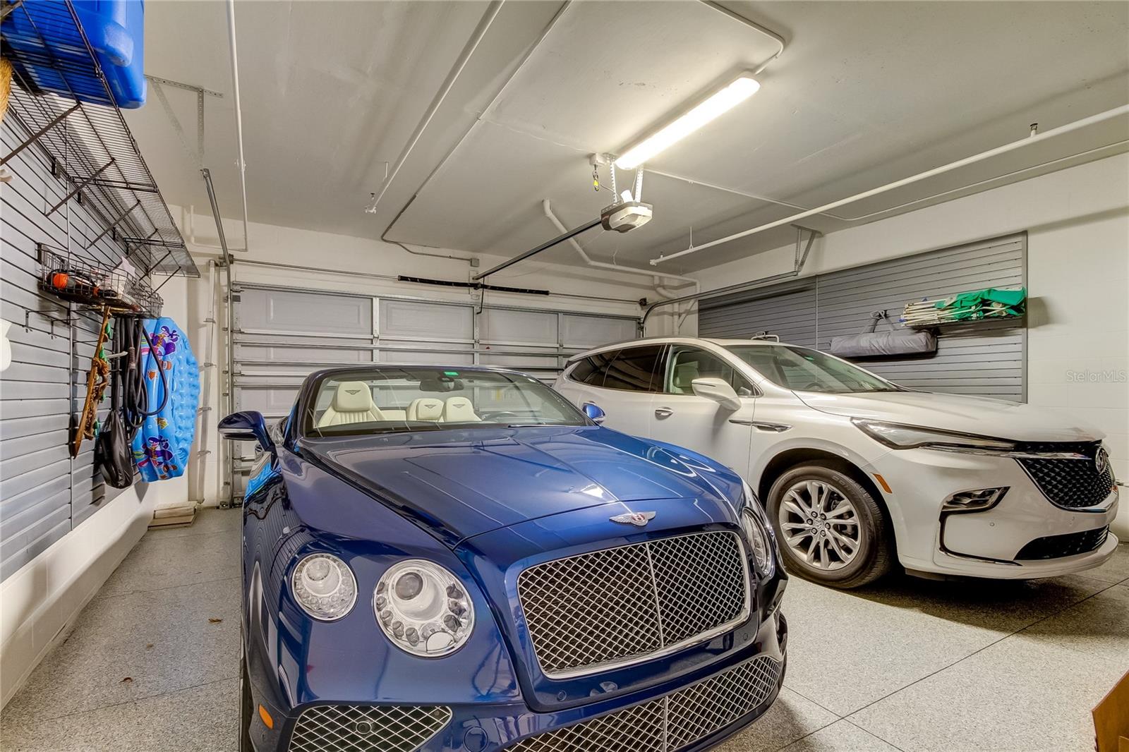 ONELLA CONDO - Residential