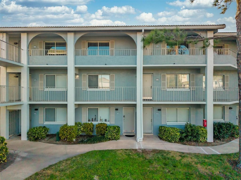 Photo of 115 Oyster Bay Circle #320, Altamonte Springs, FL 32701 (MLS # O6379140)