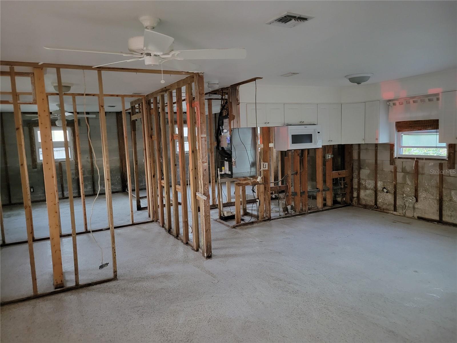 SHORE ACRES OVERLOOK SEC - Residential
