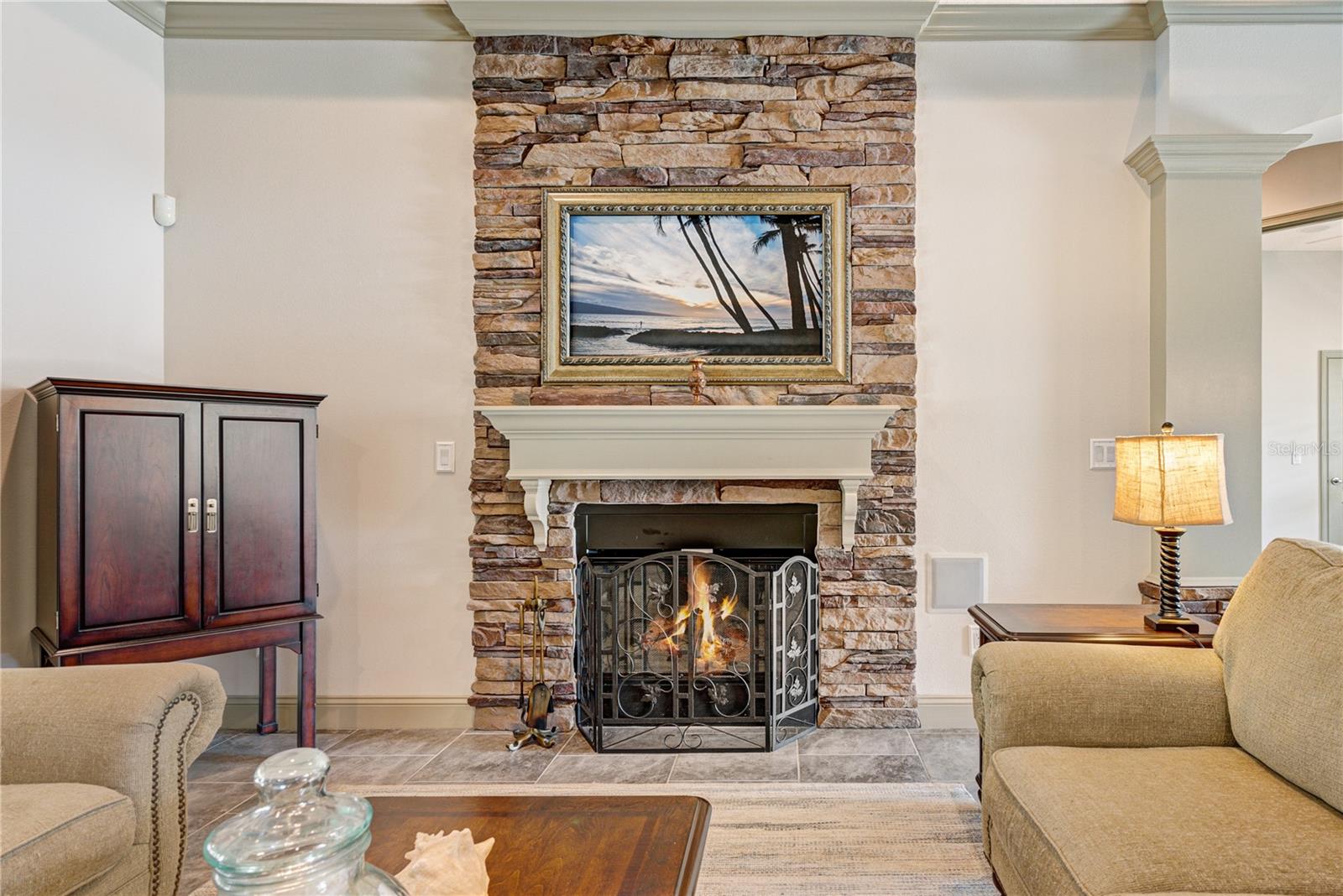 171 ERIC DRIVE
