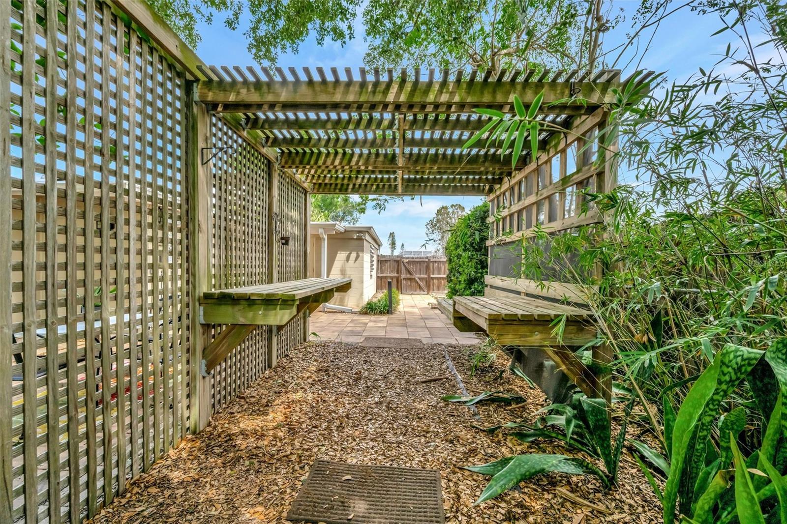 SOUTH GATE RIDGE 03 - Residential